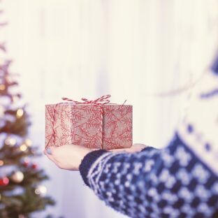 【面倒くさがり屋必見‼】男性へ贈る!毎年のクリスマスプレゼント選びが楽になる!おすすめ6選